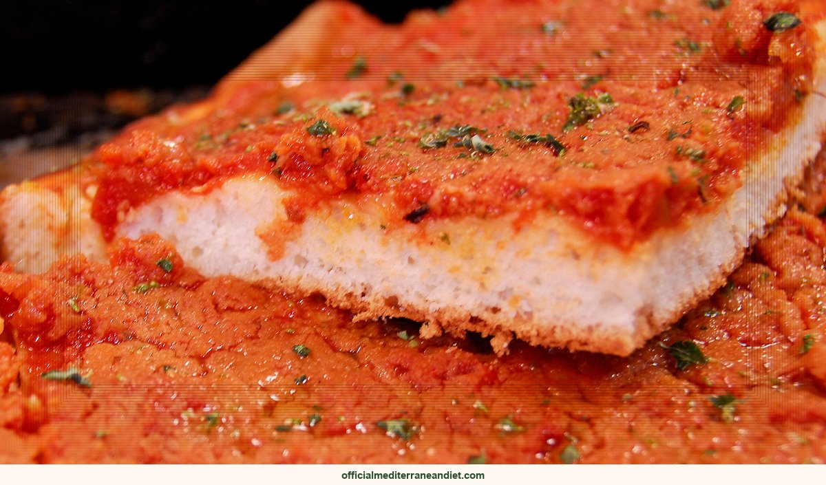 Bublik in Sicily, Mediterranean diet: Sicilian pizza